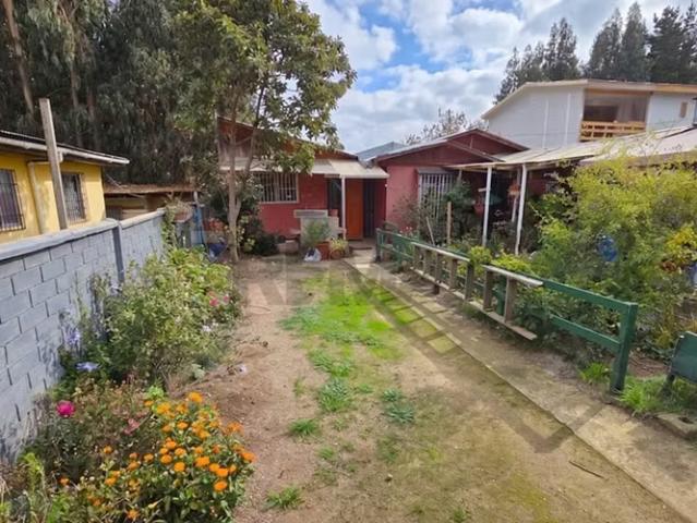 Casa en el tabo 2d, 2b mas departamento indep. 2 dormitorios por 77000. 00 en El Tabo