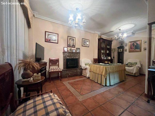 CASA EN ENCINAREJO, EN LA QUE TENEMOS DOS CONSTRUCCIONES INDEPENDIENTES!
