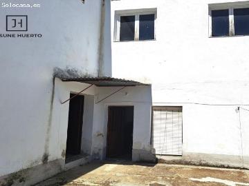 CASA EN ESPARRAGOSA DE LA SERENA