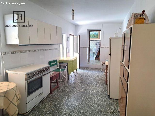 CASA EN ESPARRAGOSA DE LA SERENA