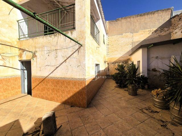 Casa en esquina con gran potencial en Salar – 206 m² para reformar a tu gusto