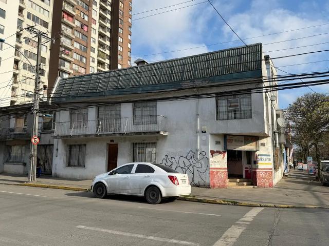 Casa en esquina con 6 dormitorios y gran potencial comercial