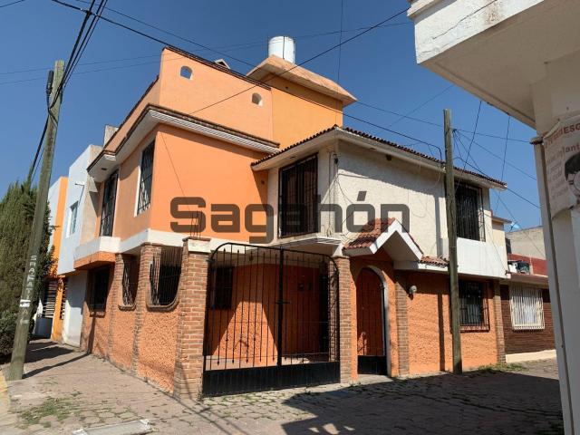 Casa en esquina en Tulancingo acepto creditos