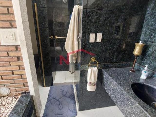 CASA EN ESQUINA EN VENTA COL. CUMBRES