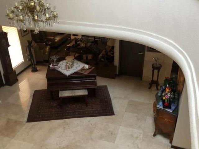 CASA EN ESQUINA EN VENTA EN ESTRELLAS DEL SUR