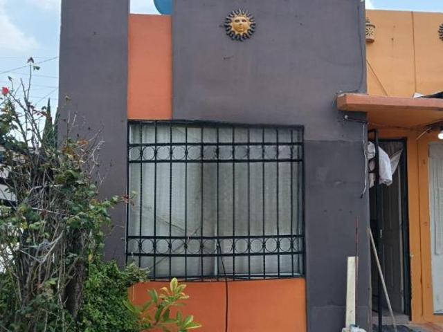 Casa en Esquina, ideal para ampliar y poner negocio, liquidada ante infonavit