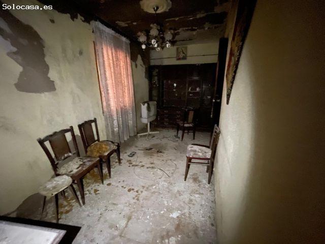 CASA EN ESQUINA PARA REFORMAR EN CASAR DE CÁCERES