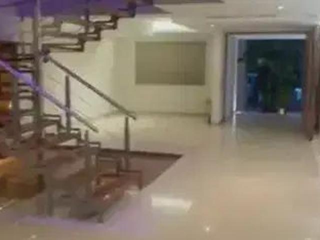 Casa En Estilo Lujo Con Alberca En Residencial Cumbres En Ca