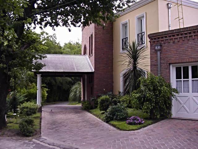 Casa en Felipe Boero 3900