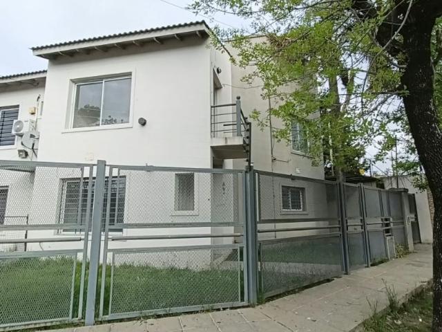 Casa en Fernandez de la 500