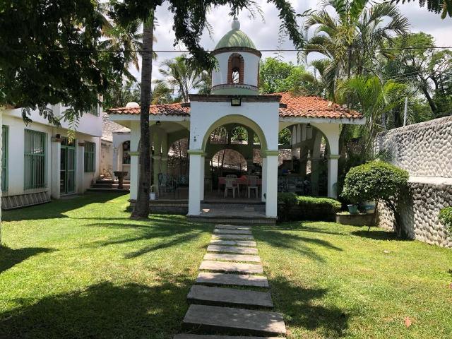 Casa en Fracc. Granjas M?rida, Cuernavaca