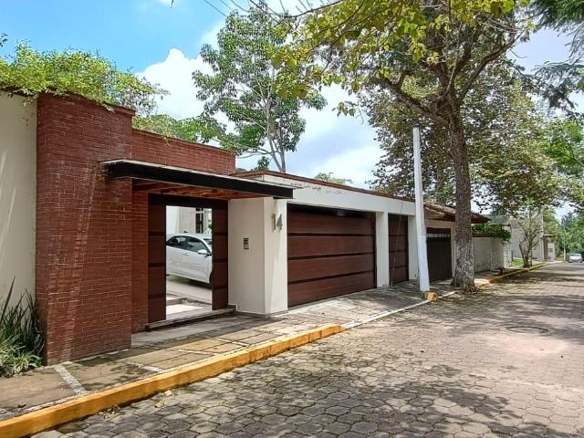 Casa en Fraccionamiento Tulipanes de Las ?nimas