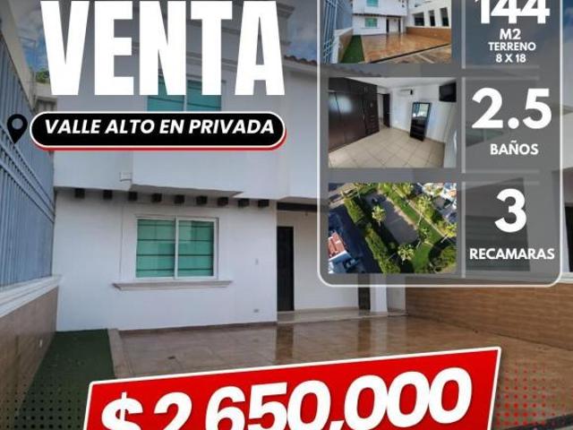 Casa en Fraccionamiento Valle Alto