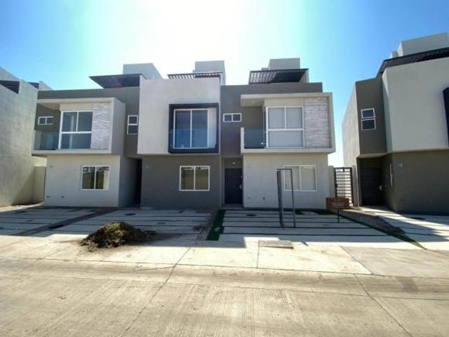 Casa en Fraccionamiento Valle Imperial