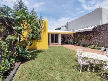 CASA EN FRACCIONAMIENTO ZONA NORTE DE CUERNAVACA