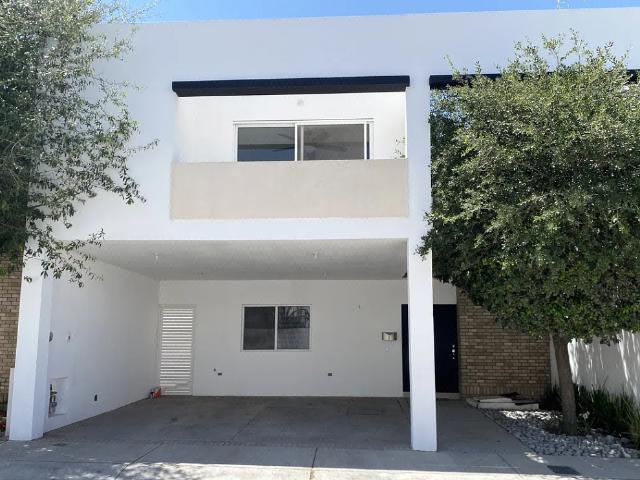 Casa en Fraccionamiento al Norte, 3 recámaras con vestidor y baño