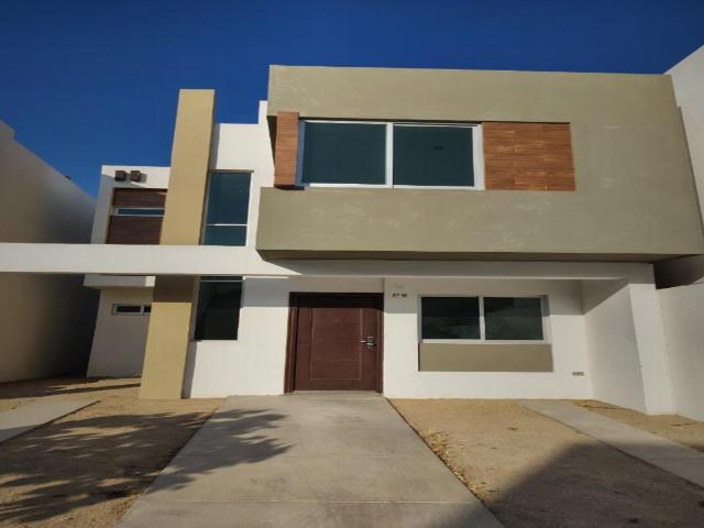 Casa en Fraccionamiento Belcantto