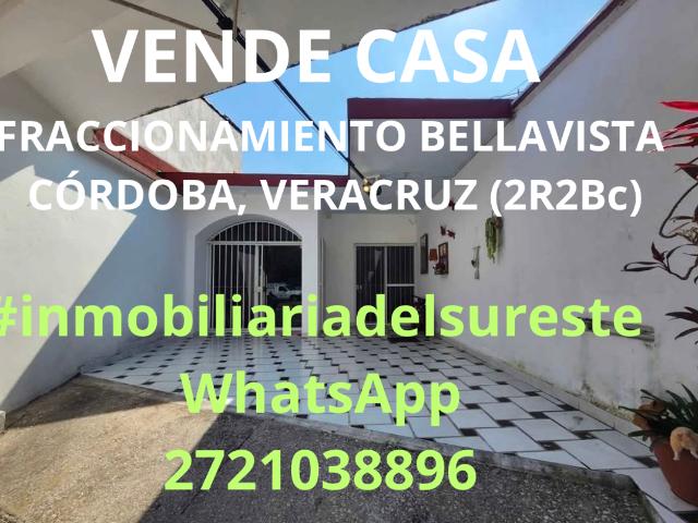 CASA EN FRACCIONAMIENTO BELLAVISTA CÓRDOBA, VERACRUZ 2R2Bc VENDE $3’200,000.00