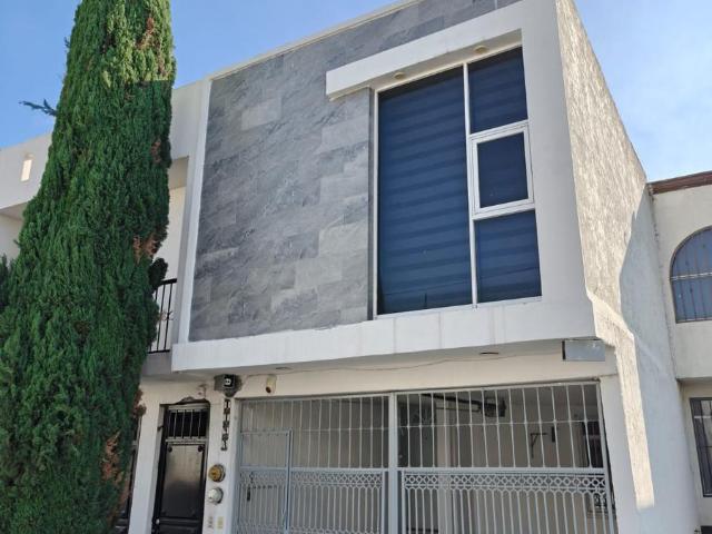 Casa en Fraccionamiento Brisas del Carmen