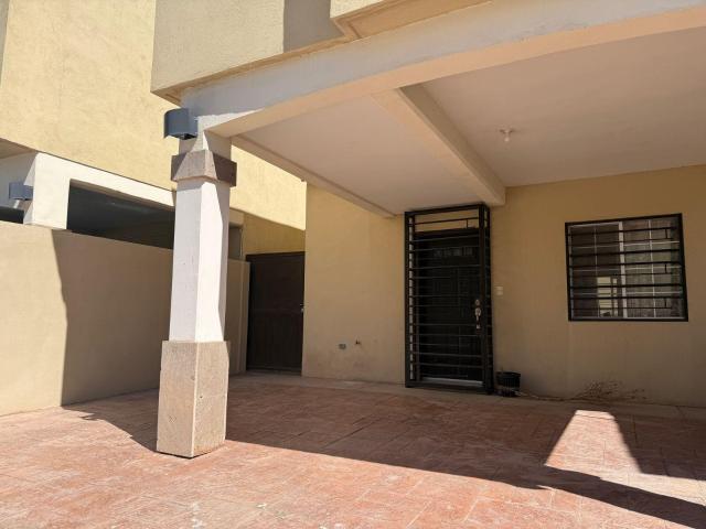 Casa en Fraccionamiento Cerrada Ambar