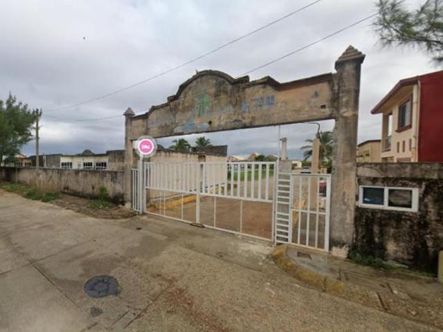 Casa en Fraccionamiento Ciudad Olmeca