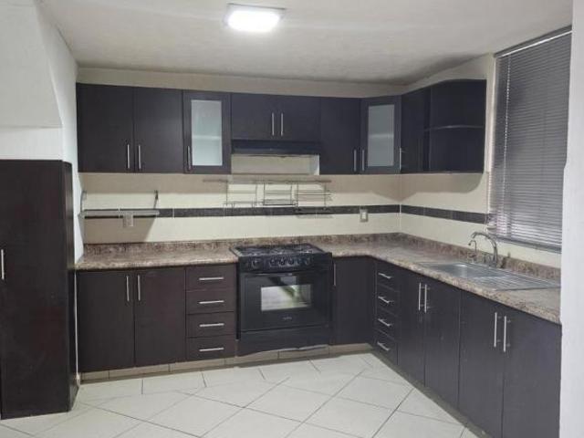Casa en Fraccionamiento Cumbres de la Pradera