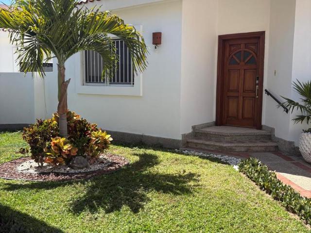 Casa en Fraccionamiento El Cid