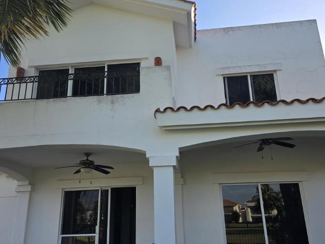 Casa en Fraccionamiento El Cid