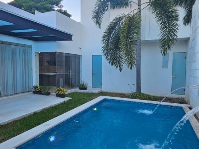 Casa en Fraccionamiento El Country