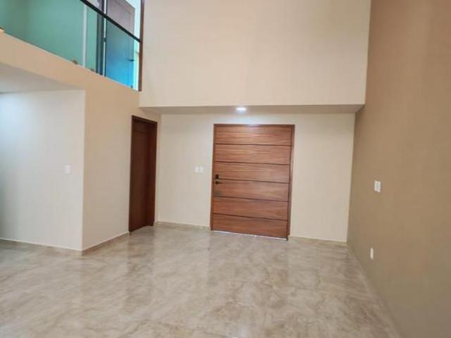 Casa en Fraccionamiento El Sauco Las Haras Residencial Sur En Flor Del Bosque, Puebla