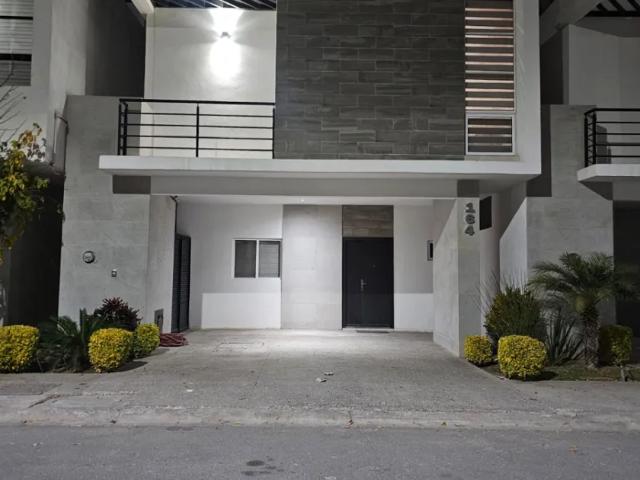 Casa en fraccionamiento en renta 27438, Torreón, Coahuila De Zaragoza, Mex