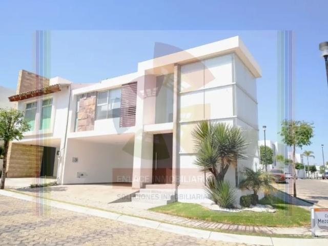 Casa en fraccionamiento en renta Tercera Sección De Santa Clara Ocoyucan, Santa Clara Ocoyucan, Ocoyucan, Puebla, 72193, México