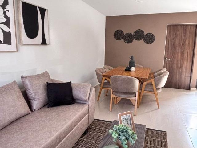 Casa en fraccionamiento en renta Villa Asturiana Residencial, Calle Principal, Los Lopez, León, Guanajuato, México