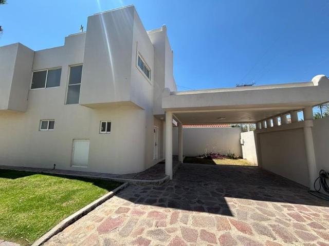 Casa en fraccionamiento en renta Villas De Irapuato, Irapuato, Guanajuato
