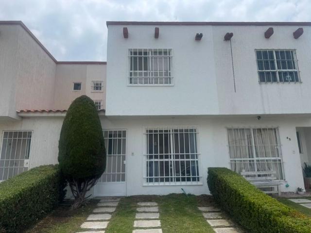 Casa en fraccionamiento en renta Villas Del Sauce, San Antonio La Isla, Río Lerma 35, Mz 012, Villas Del Sauce, 52280 San Antonio La Isla, Méx México