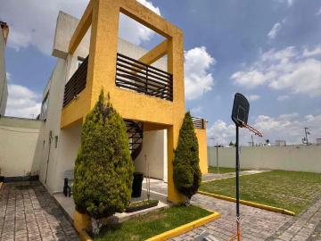 Casa en fraccionamiento en renta Villas La Magdalena 3, Av Deportiva, San Mateo Atenco, Estado De México, México