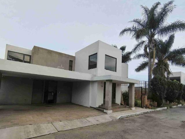 Casa en fraccionamiento en renta Zerezotla, San Pedro Cholula, Puebla, México