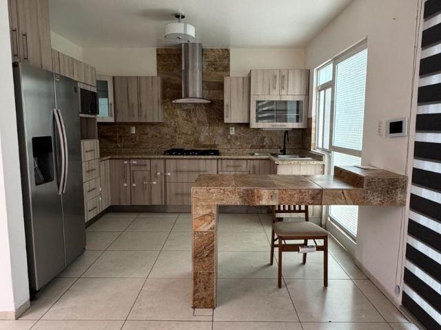 Casa en fraccionamiento en renta Avenida Monterreal, Villa De Pozos, San Luis Potosí, México
