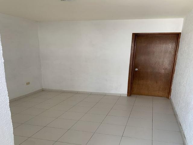 Casa en fraccionamiento en renta Avenida Del Paraíso 4, Jardines De Zavaleta, Puebla, 72150, Mex
