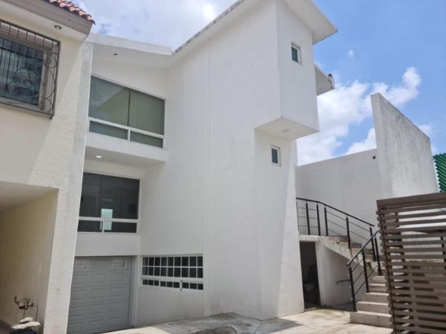 Casa en fraccionamiento en renta Avenida Independencia 206, San Salvador Tizatlali, Metepec, México, 52172, Mex