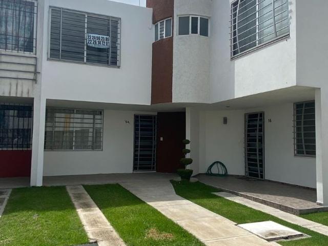 Casa en fraccionamiento en renta Avenida Zaragoza, San Francisco Ocotlán, Coronango, Puebla, 72680, Mex