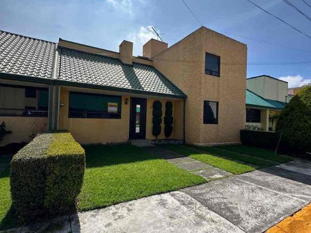 Casa en fraccionamiento en renta Benito Juárez, San Pedro Totoltepec, Estado De México, México