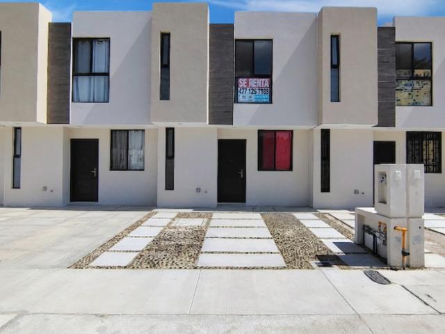 Casa en fraccionamiento en renta Bosque San Carlos / León Ruba, Principal, Fracciones De Los Aguirre, León, Guanajuato, México