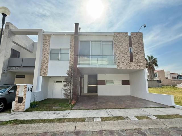 Casa en fraccionamiento en renta Bosques De Santa Anita, Tlajomulco De Zúñiga