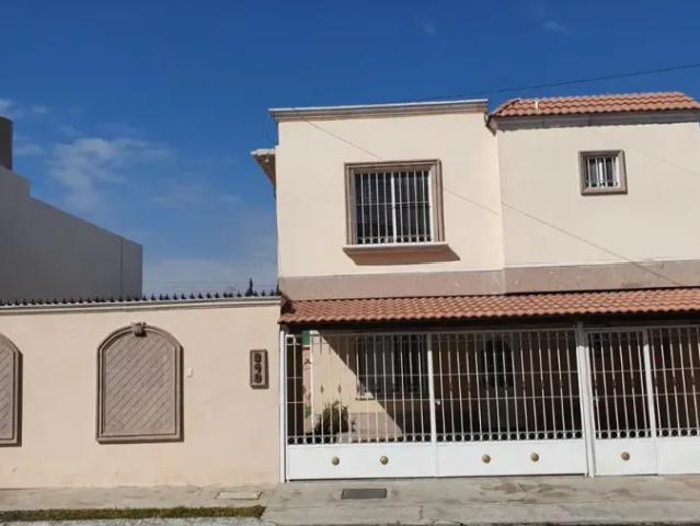Casa en fraccionamiento en renta Calle Acequia De Ventanas, Ramos Arizpe, Coahuila, 25900, México