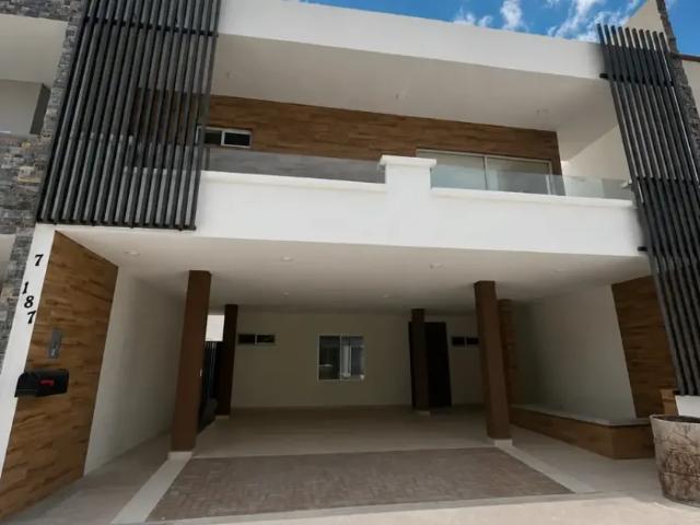 Casa en fraccionamiento en renta Calle Abadía, Ramos Arizpe, Coahuila, 25900, México