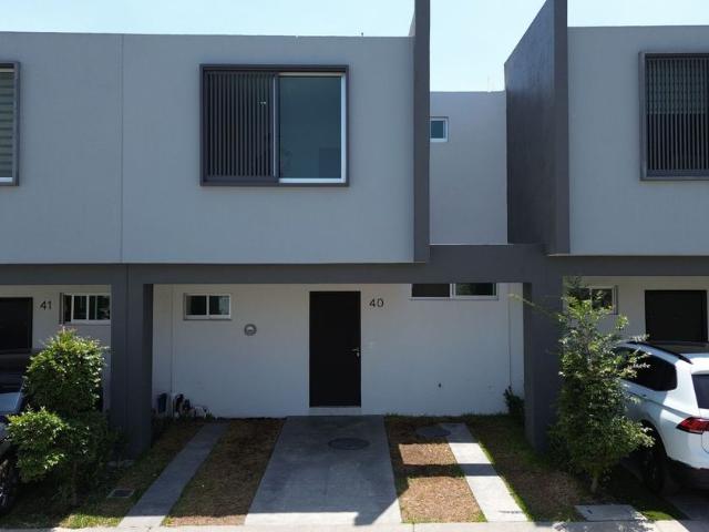 Casa en fraccionamiento en renta Calle Anastasio Bustamante 1130, Francisco Sarabia Poniente, Zapopan, Jalisco, México