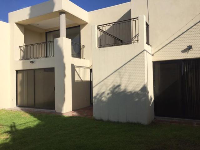 Casa en fraccionamiento en renta Calle Club México, Condominio Fraccionamiento Campestre De San Luis, San Luis Potosí, 78153, Mex