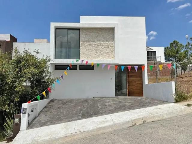 Casa en fraccionamiento en renta Calle Jesús T. Acevedo, El Durazno, Morelia, Michoacán De Ocampo, 58359, Mex