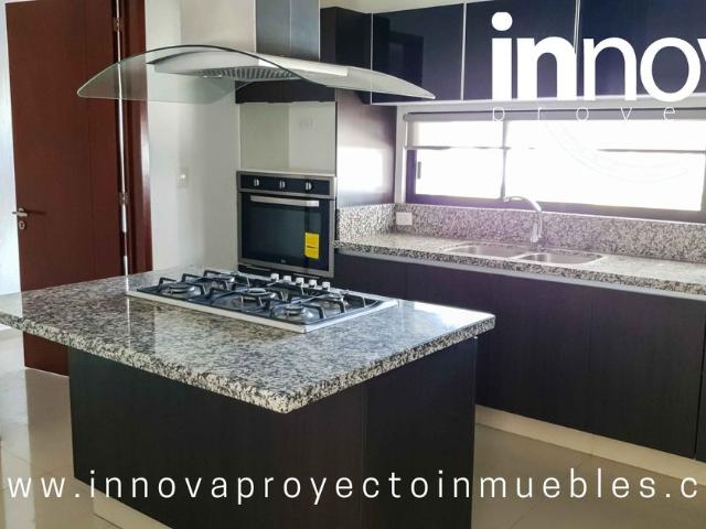 Casa en fraccionamiento en renta Calle Reforma, Santa Clara Ocoyucan, Ocoyucan, Puebla, 72850, Mex